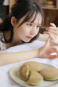 巜商务旅行戴帽子的同行免费