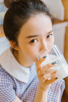 熟妇人妻一区二区三区四区